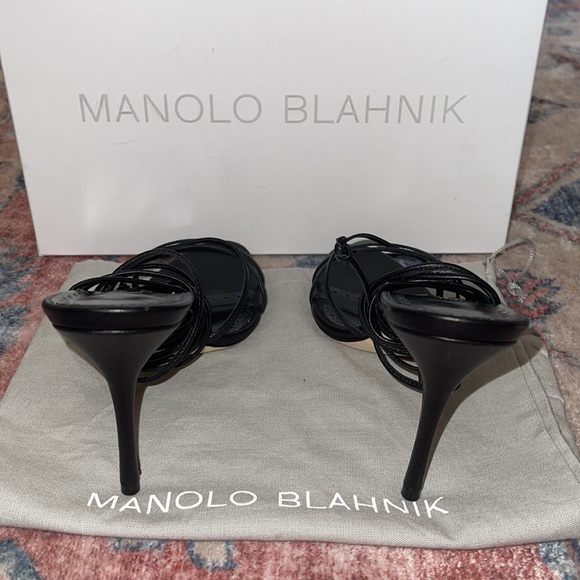 ❌SOLD‼️$825 MANOLO HEELS NEW‼️STEAL‼️ - Picture 7 of 10